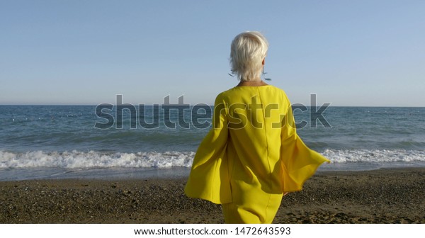 Blonde Short Hair Goes Barefoot On Stock Photo Edit Now 1472643593
