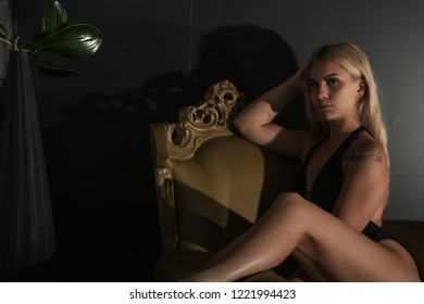 Blonde Masseuse Gives Erotic Nuru Massage And Gets Fucked