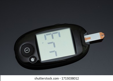 Blood Glucose Meter  With Insufficient Blood Volume  Error 200