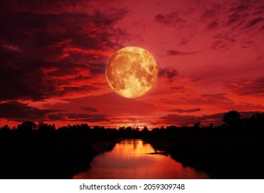 Blood Moon, Red Moon, Real Full Blood Moon In Black Sky With Cloud. Elements Of This Image Furnished By NASA.
