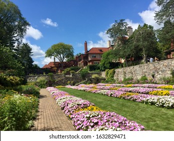 170 Bloomfield Garden Images, Stock Photos & Vectors | Shutterstock