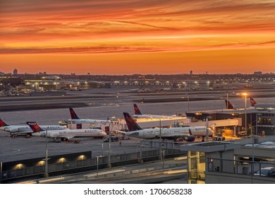 203 Msp airport Images, Stock Photos & Vectors | Shutterstock