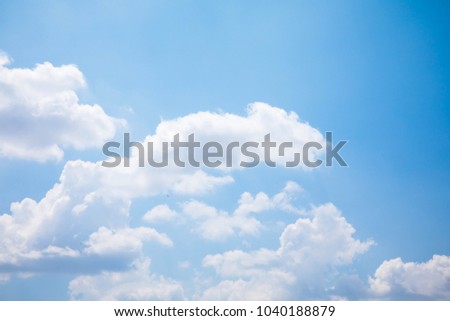 blu sky wiht  cloud  closeup