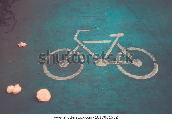  Blue Bike lane\
sign.