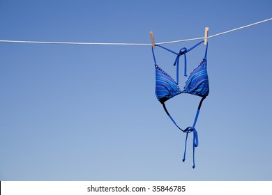 4,565 Hanging bikini Images, Stock Photos & Vectors | Shutterstock