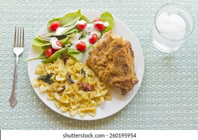 Blue Cheese Fried Chicken With Mushroom Spinach And Sundried Tomato Bowtie Pasta And Light Salad