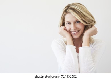 274,260 Blue eyed blonde Images, Stock Photos & Vectors | Shutterstock