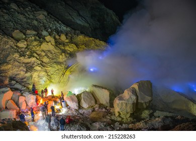 Blue Fire, Kawah Ijen Volcano