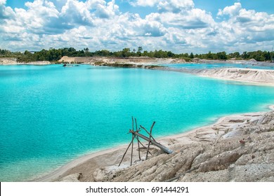 Blue Kaolin Lake 