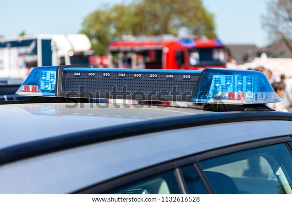 Blue light bar on a\
german police car
