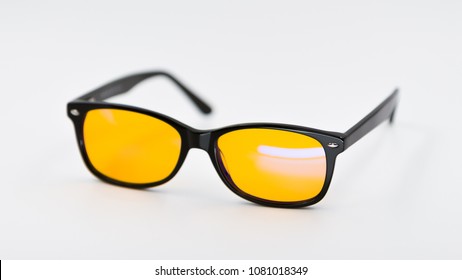 Blue Light Blocking Glasses With Yellow Lenses And Modern Trendy Stile