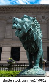 Blue Lion Monument In A Downtown Of Chicago - Art Institute, Tourism Landmark