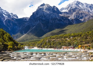 2,020 Blue moon valley china Images, Stock Photos & Vectors | Shutterstock