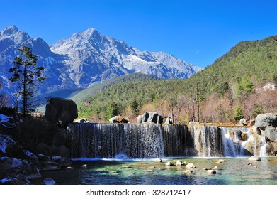 2,166 Yulong snow mountain Images, Stock Photos & Vectors | Shutterstock