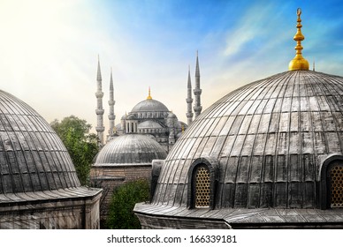 Blue Mosque in Istanbul shot from Sophia Hagia, Turkey