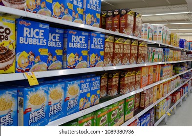 Blue Mountains, New South Wales, Australia. May 2018. Cereal Boxes On Display In An Aisle In Coles Supermarket At Katoomba In The Blue Mountains.