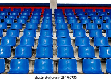 2,726 Stadium crowd sitting Images, Stock Photos & Vectors | Shutterstock