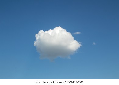 blue sky cloud computing background.  SERIALS CLOUDS FOOTAGE AND PHOTO -