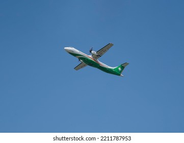 Blue Sky Uni Air Aircraft Flight B-17008