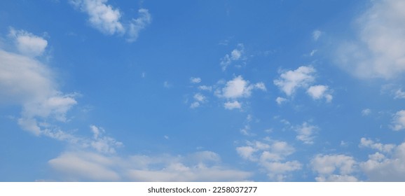 blue sky and white cluds