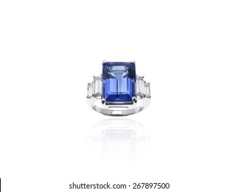 Blue Tanzanite and Baguette Diamonds Jewelry Ring in platinum