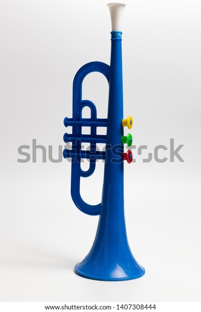 toy trumpet for toddlers