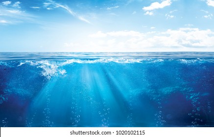 BLUE UNDER WATER waves   bubbles