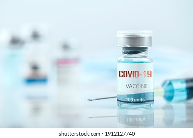 Syringe Laboratory Injection Vials Covid19 Coronavirus Stock Photo ...