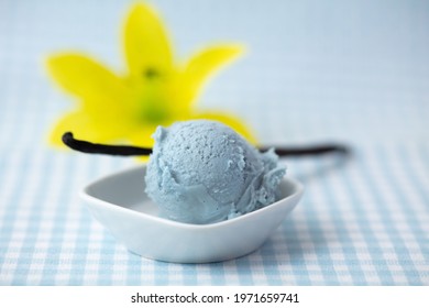 Blue vanilla ice cream colored as smurf ice with the blue clitoral plant