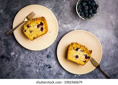 Blueberry Coffee Cake With Fresh Blueberries