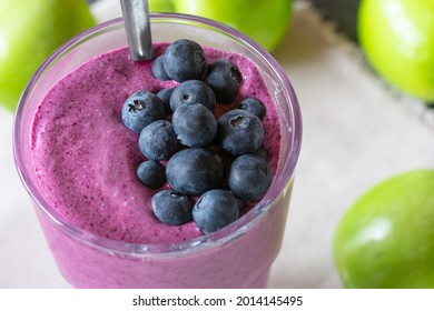 Blueberry Green Apple Smoothie Served In Drinking Glass 