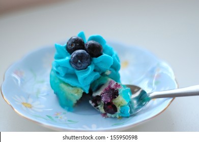 Blueberry Lemon Jello Cupcakes