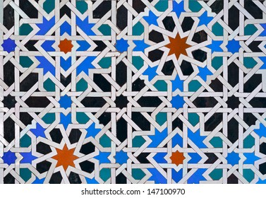 Blue/black tile decoration