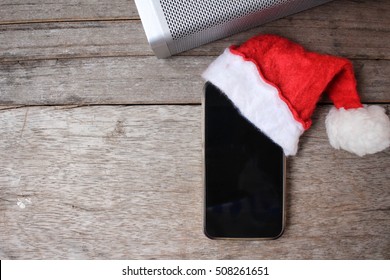 Bluetooth Speaker With Smart Phone And  Christmas Hat