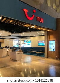 Bluewater Shopping Centre, Kent / UK - Sept 25 2019: TUI Travel Agents Shop In Bluewater Shopping Centre