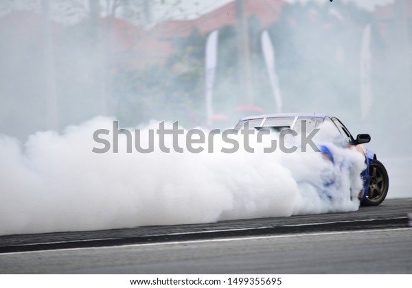Blur drift car a lot of\
smoke