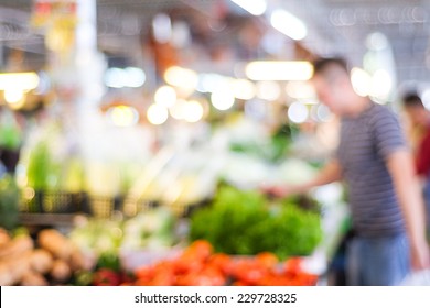 Blur Grocery Store Supermarket Background With Bokeh Light, Blurred People And Fresh Food At Market Backdrop, Banner