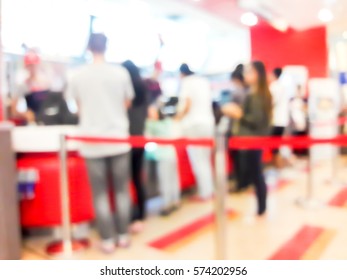 Blur Image Of People Line Up To Buy Fast Food , Use For Background.
