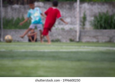 505 Boy playing soccer barefoot Images, Stock Photos & Vectors ...