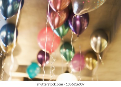 Bilder Stockfotos Und Vektorgrafiken Balloons From Ceiling