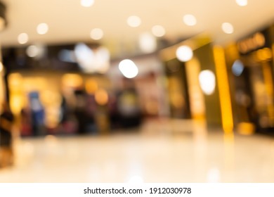 Blurred Images In Department Stores After Less Crowded Coronavirus