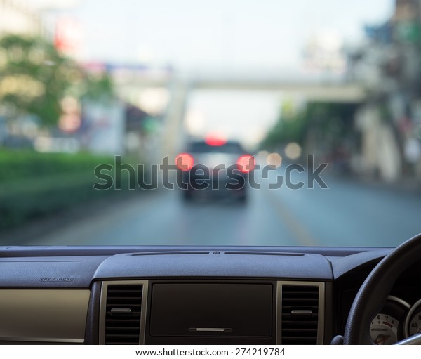  blurred street background for transportation\
product display