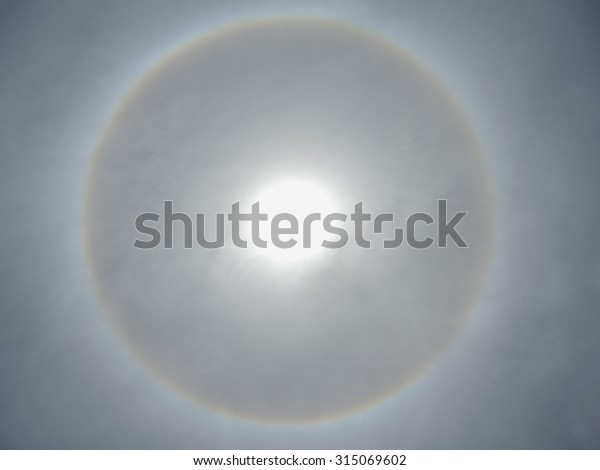blurry of corona, ring
around the sun