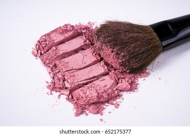 Blush On With Brush./ Blush On.