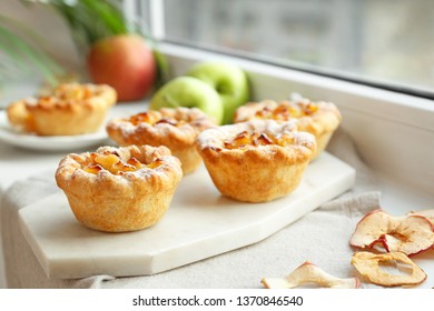 Bilder Stockfoton Och Vektorer Med Mini Apple Pie Shutterstock