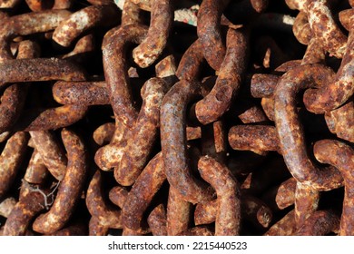 Boat Anchor Chain - Chain Link In Steel - Rusty Steel