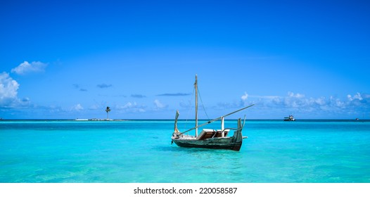 Boat at Gili Lankanfushi in the Maldives