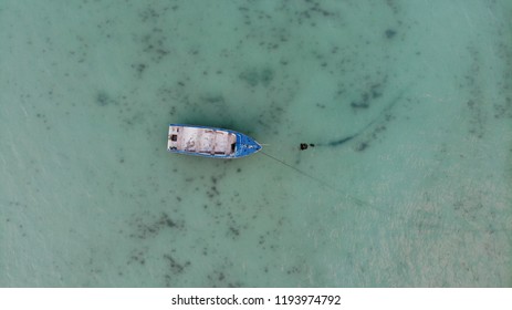Boat, Praslin Seychelles