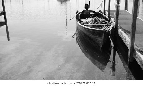  boat reading for the spring                         