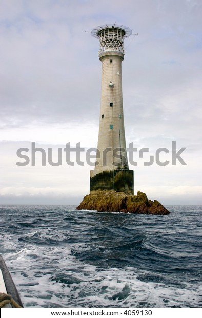 コーンウォール州スキリー島のビショップロック灯台へのボート旅 の写真素材 今すぐ編集